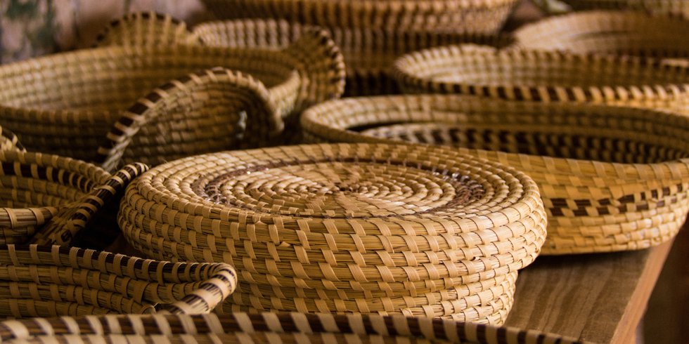 sweetgrass baskets.png